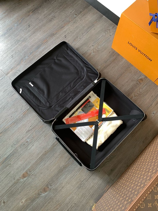 Louis Vuitton CUSTOMIZABLE Horizon 55 M23002