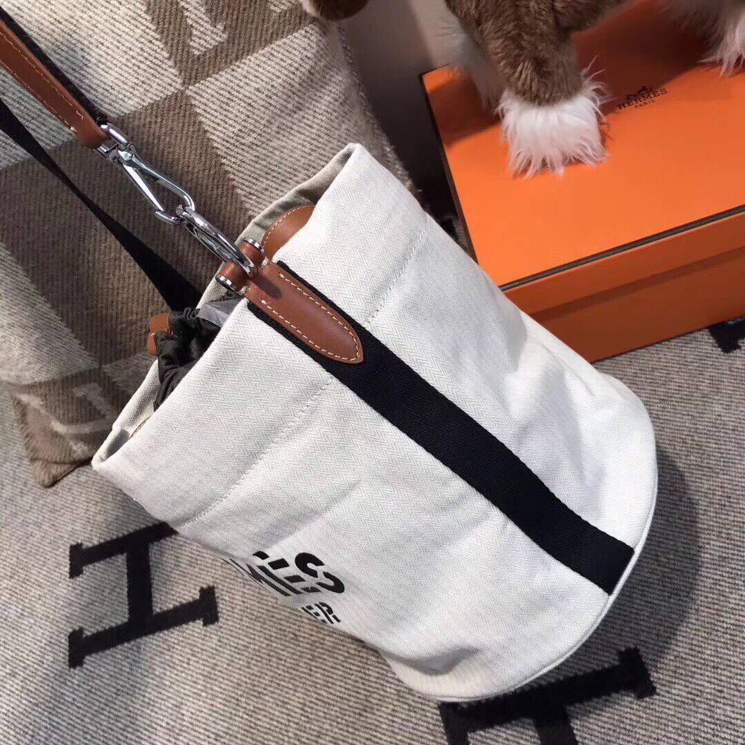 Hermes H Sac De Pansage Canvas HS18237 White Hermes H Sac De Pansage Canvas HS18237 White