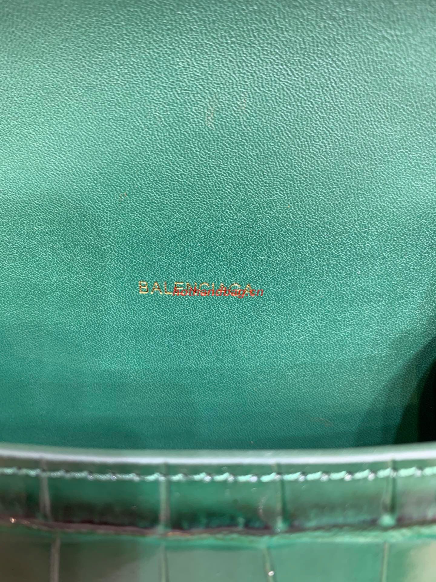 Balenciaga HOURGLASS SMALL TOP HANDLE BAG crocodile embossed calfskin B108895E Dark Green Balenciaga HOURGLASS SMALL TOP HANDLE BAG crocodile embossed calfskin B108895E Dark Green