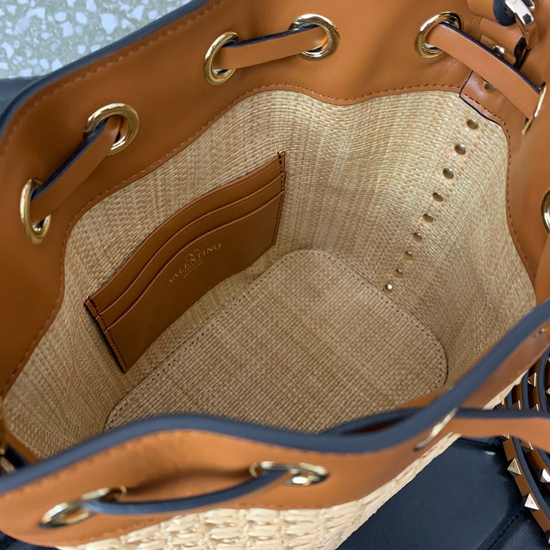 VALENTINO VLOGO SIGNATURE RAFFIA Mini Bucket Bag 03191 brown VALENTINO VLOGO SIGNATURE RAFFIA Mini Bucket Bag 03191 brown