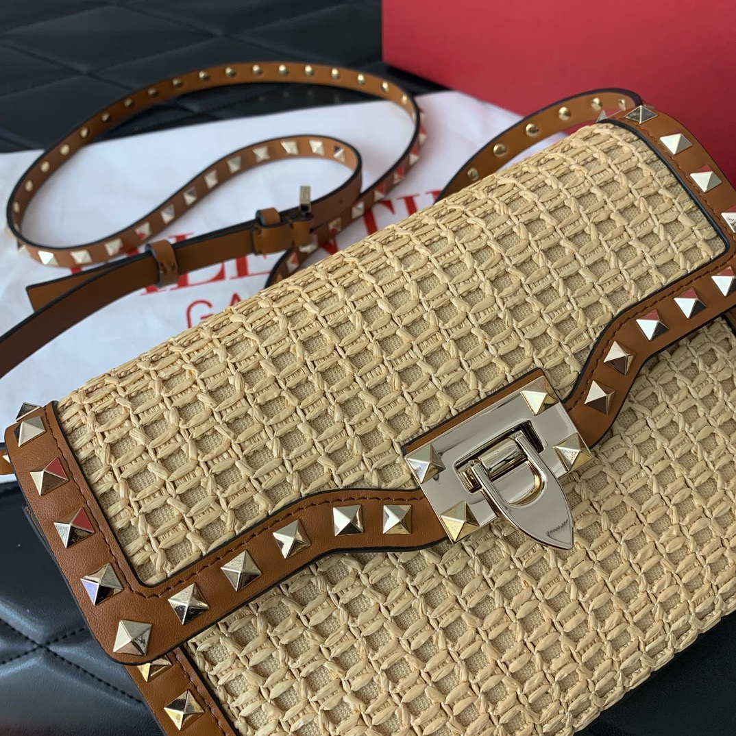 VALENTINO VLOGO SIGNATURE RAFFIA Shoulder Bag 03221 brown VALENTINO VLOGO SIGNATURE RAFFIA Shoulder Bag 03221 brown