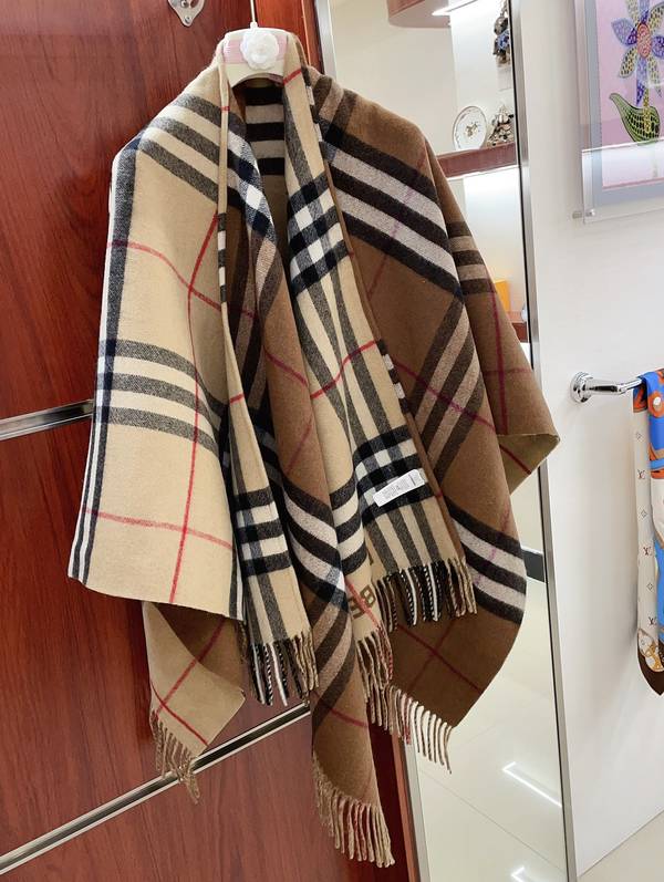 Burberry Cloak BBC00204 Burberry Cloak BBC00204