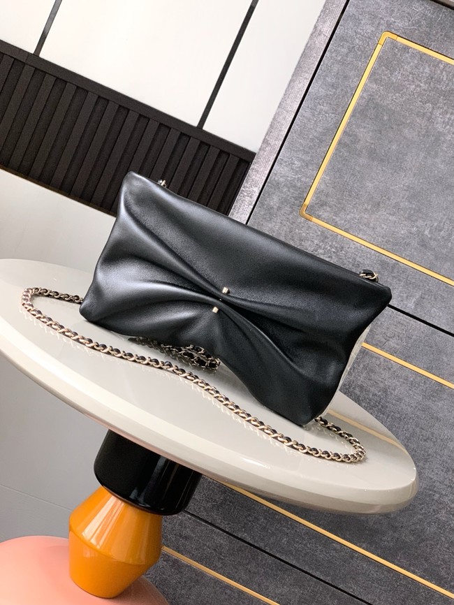 Chanel CLUTCH WITH CHAIN AP4613 black
