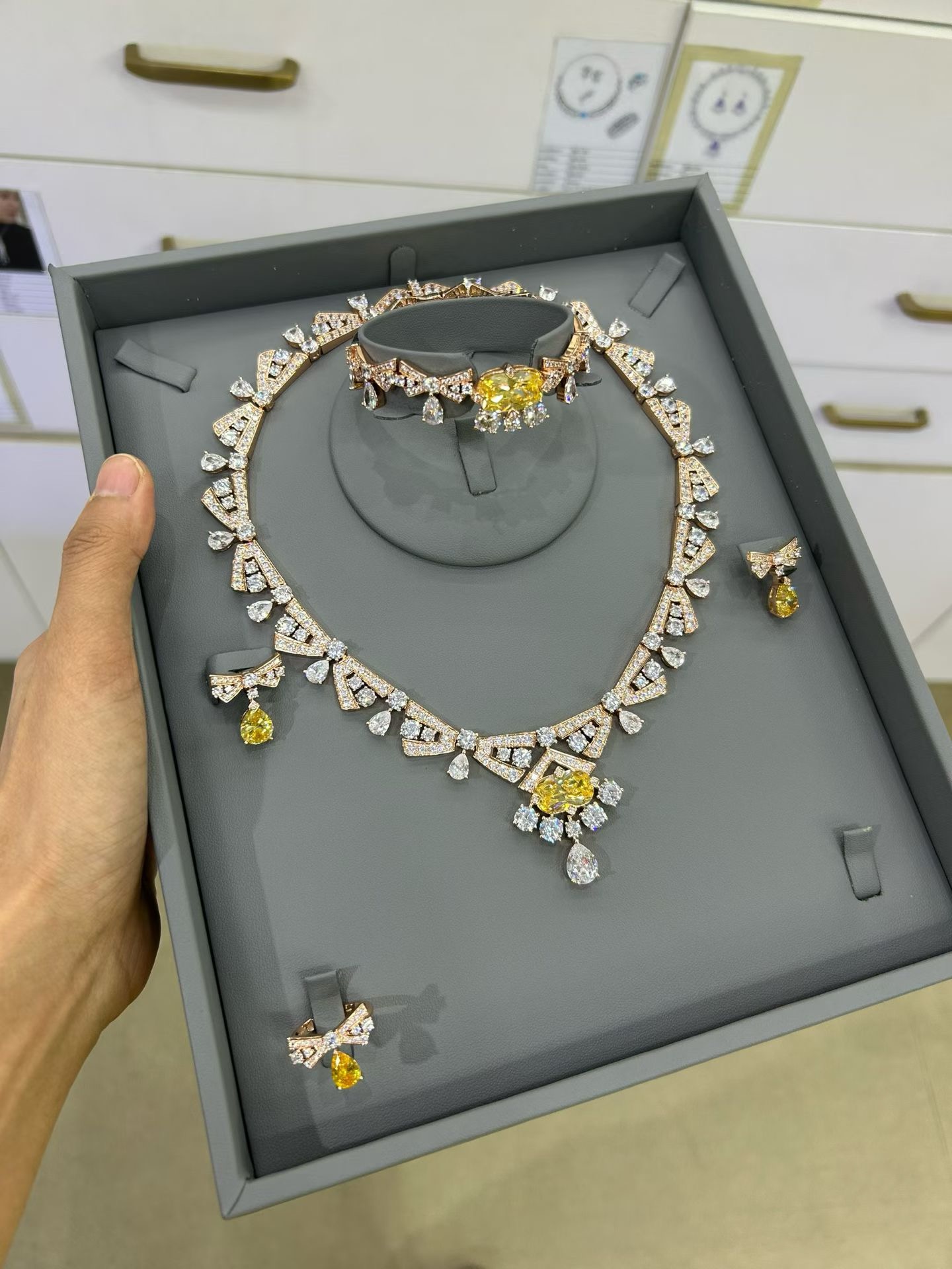 BVLGARI necklace&Earring&Bracelet&ring CE82031 BVLGARI necklace&Earring&Bracelet&ring CE82031